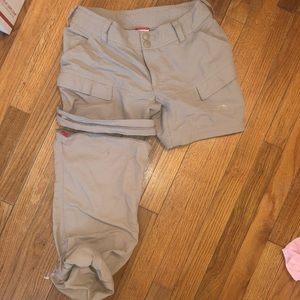 The North Face khaki shorts / pants